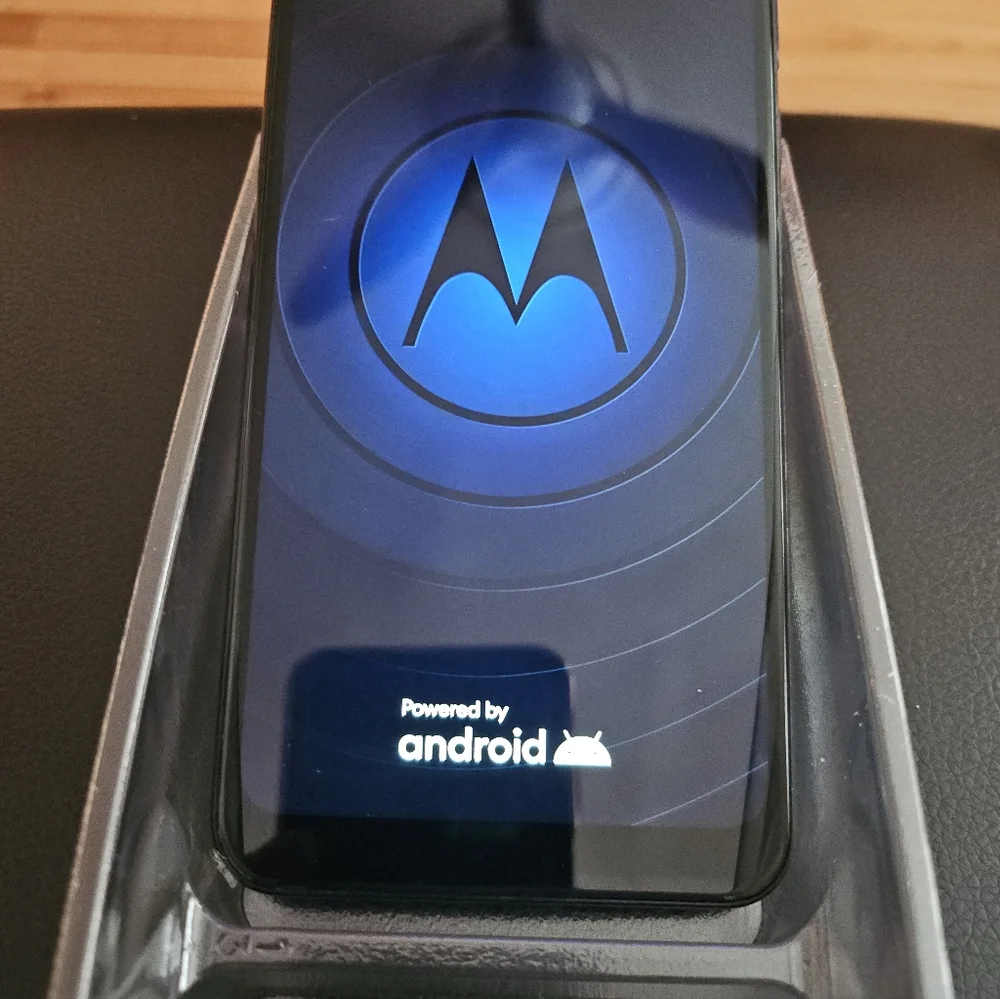 Motorola Smartphone 64GB with Blue Display